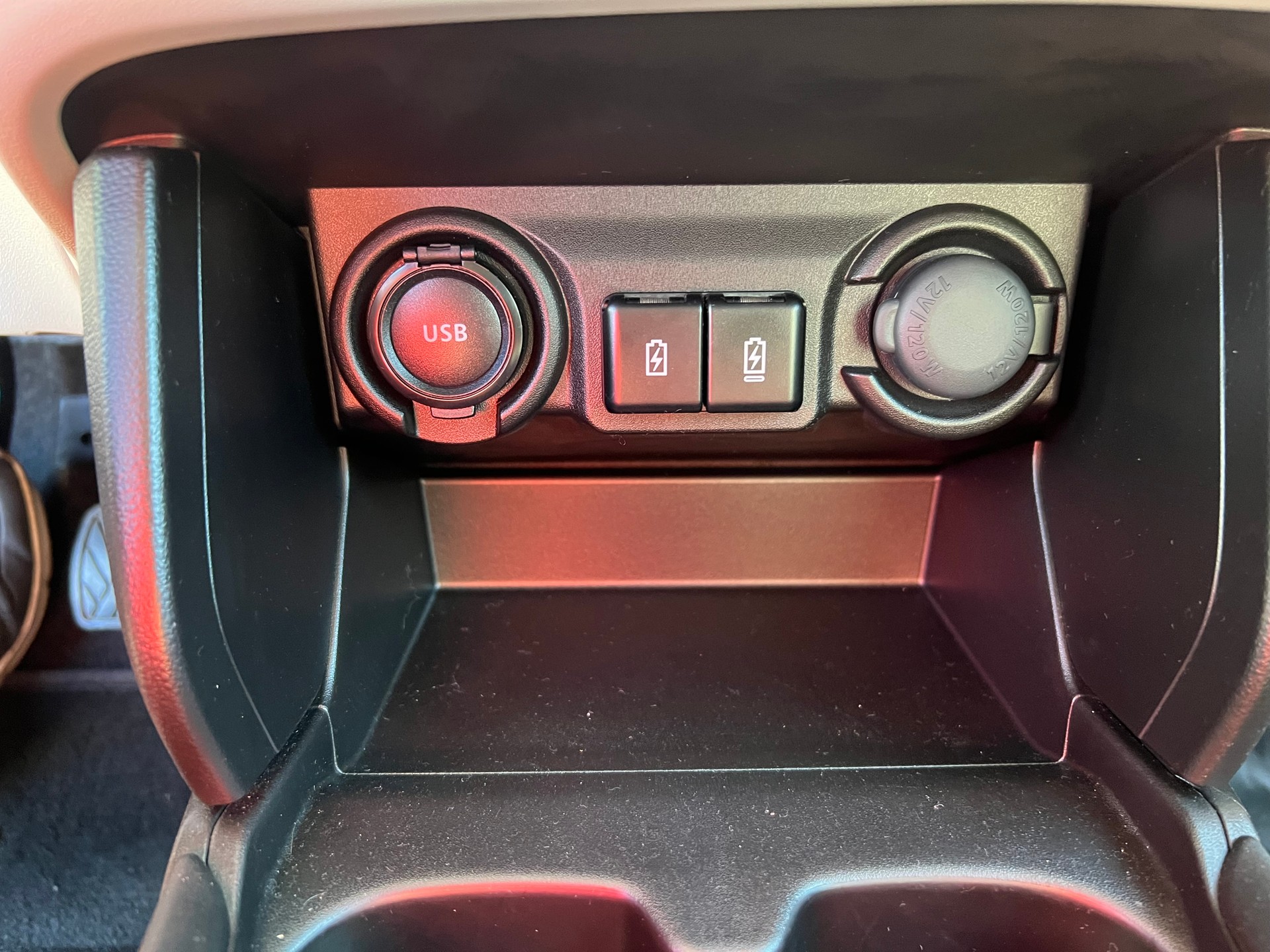 SUZUKI Swift 1.2 Tradizio Top Hybrid 4x4-image-17