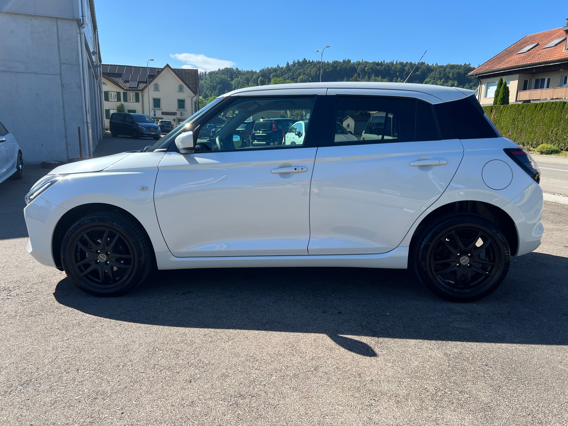 SUZUKI Swift 1.2 Tradizio Top Hybrid 4x4-image-8