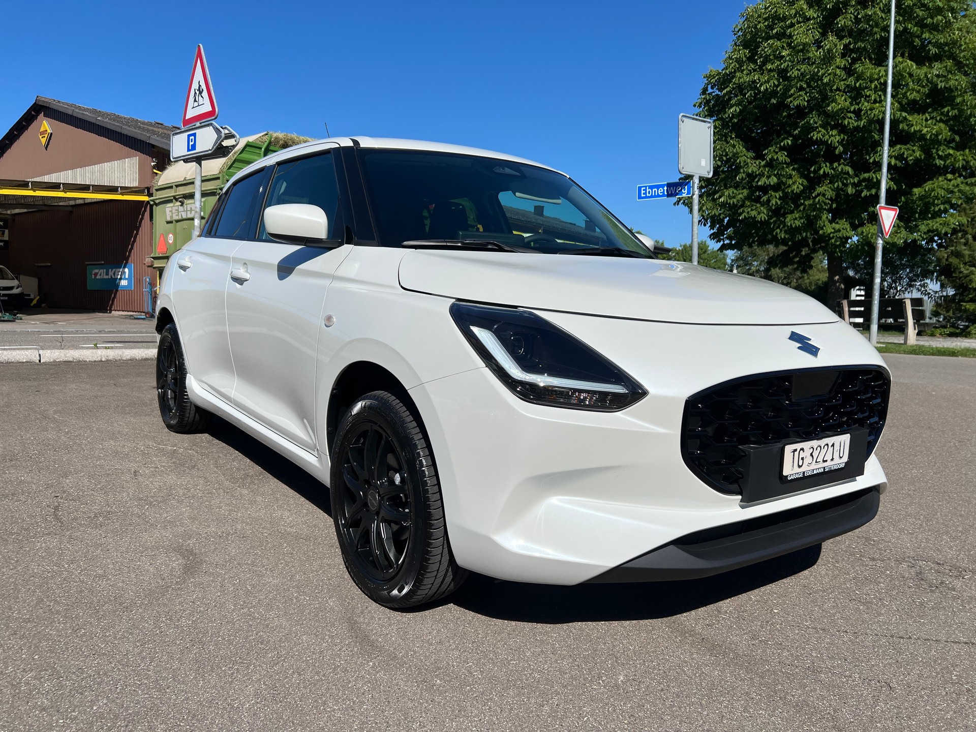 SUZUKI Swift 1.2 Tradizio Top Hybrid 4x4-image-3