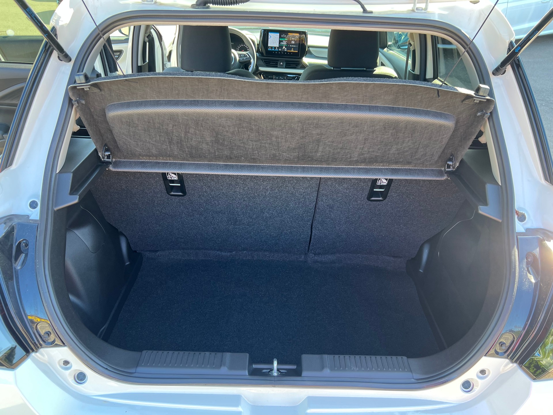 SUZUKI Swift 1.2 Tradizio Top Hybrid 4x4-image-21