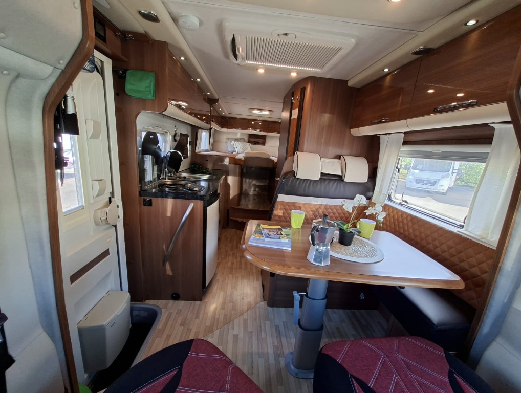 LMC T 671 *Maximale Wertbeständigkeit und absoluten Premium-Schlafkomfort*Automat 150PS *2x Solar Panel *RFahrkamera *Navigation*-image-12