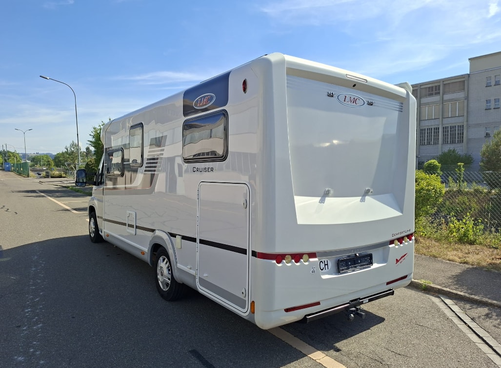 LMC T 671 *Maximale Wertbeständigkeit und absoluten Premium-Schlafkomfort*Automat 150PS *2x Solar Panel *RFahrkamera *Navigation*-image-4