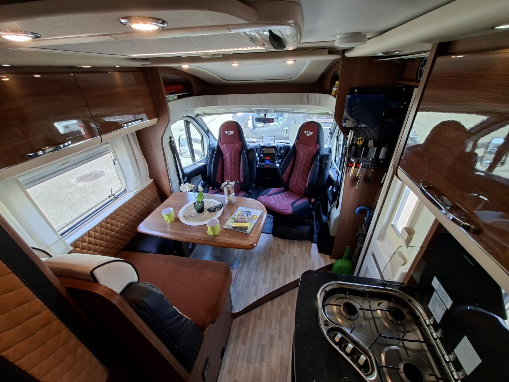 LMC T 671 *Maximale Wertbeständigkeit und absoluten Premium-Schlafkomfort*Automat 150PS *2x Solar Panel *RFahrkamera *Navigation*-image-16