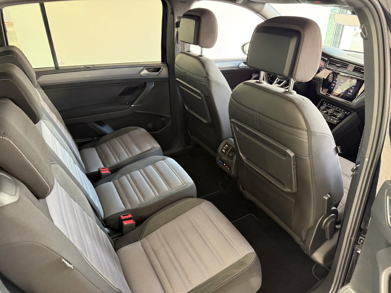VW Touran 1.5 TSI EVO Highline DSG-image-5