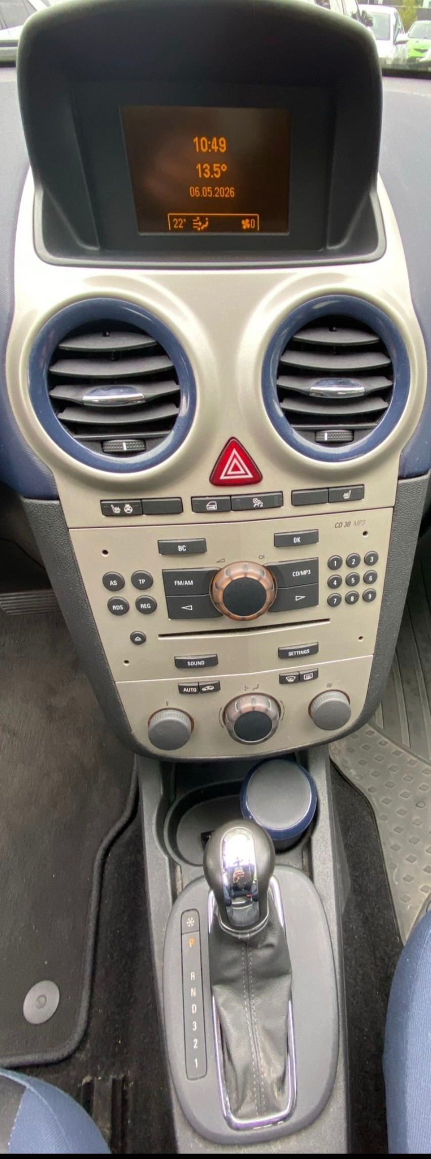 OPEL Corsa 1.4 TP Enjoy-image-9