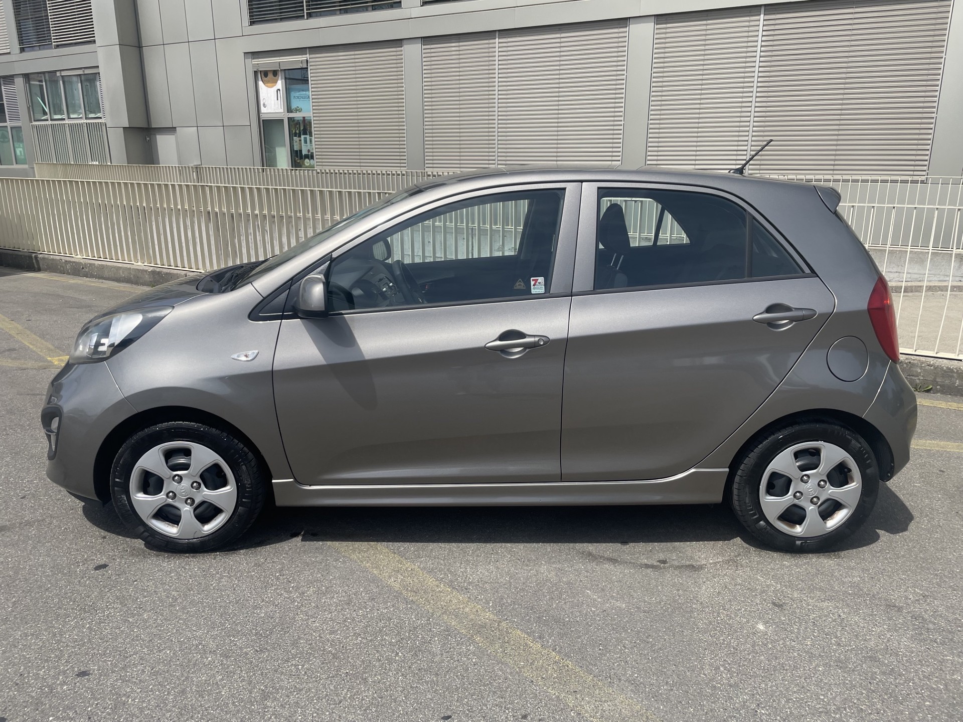 KIA Picanto 1.2 CVVT Trend-image-4