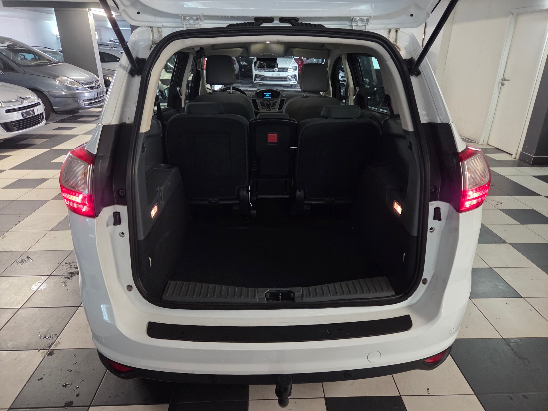 FORD Grand C-Max 1.0 SCTi Family-Edition-image-10