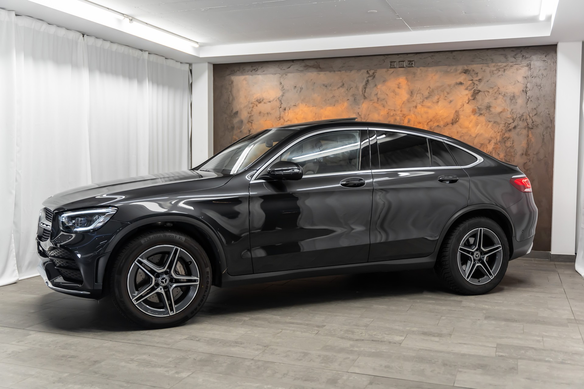 MERCEDES-BENZ GLC Coupé 300 d AMG Line 4Matic 9G-Tronic *Panorama*Leder*Head-Up*360°*-showroom-element-1