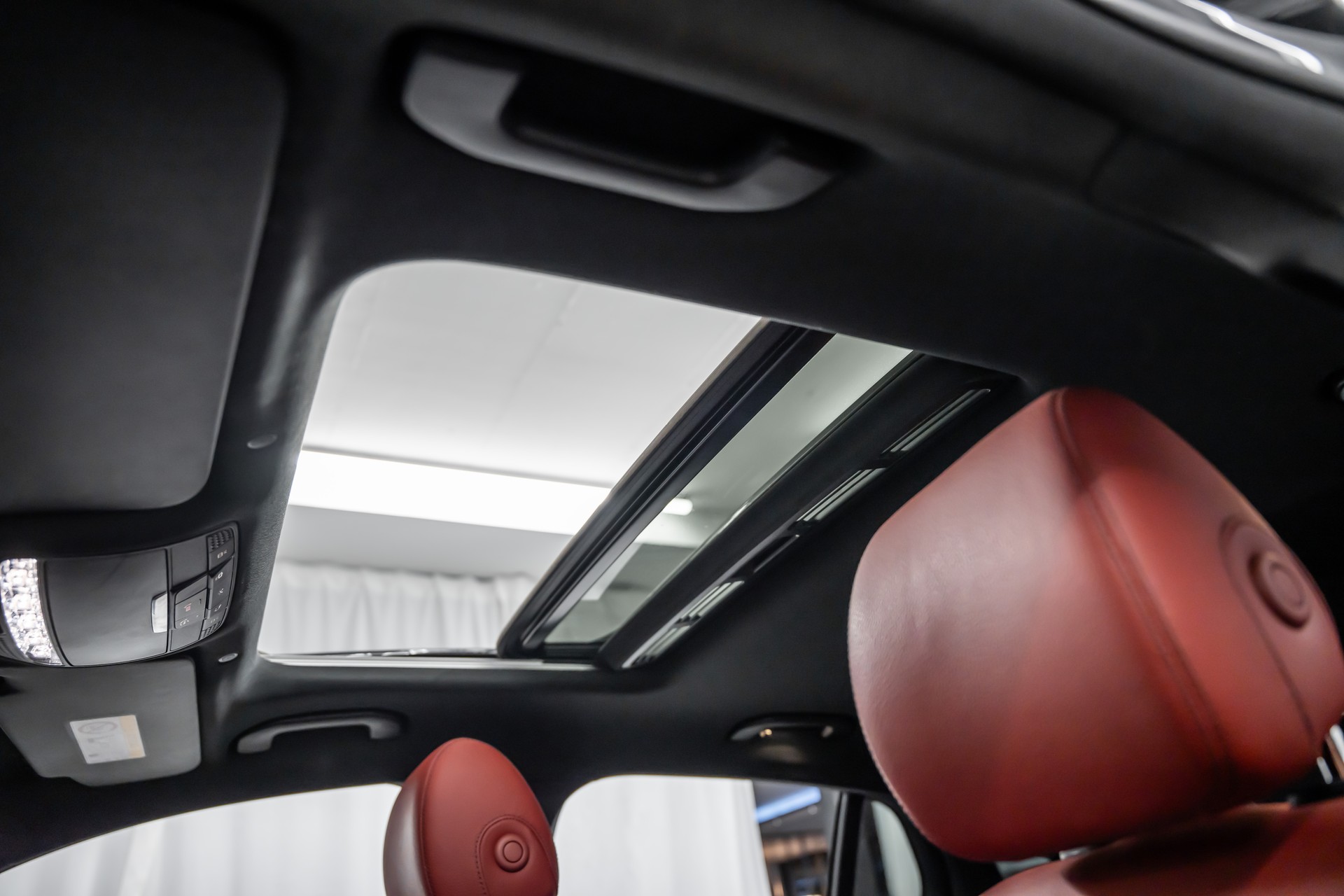 MERCEDES-BENZ GLC Coupé 300 d AMG Line 4Matic 9G-Tronic *Panorama*Leder*Head-Up*360°*-image-15