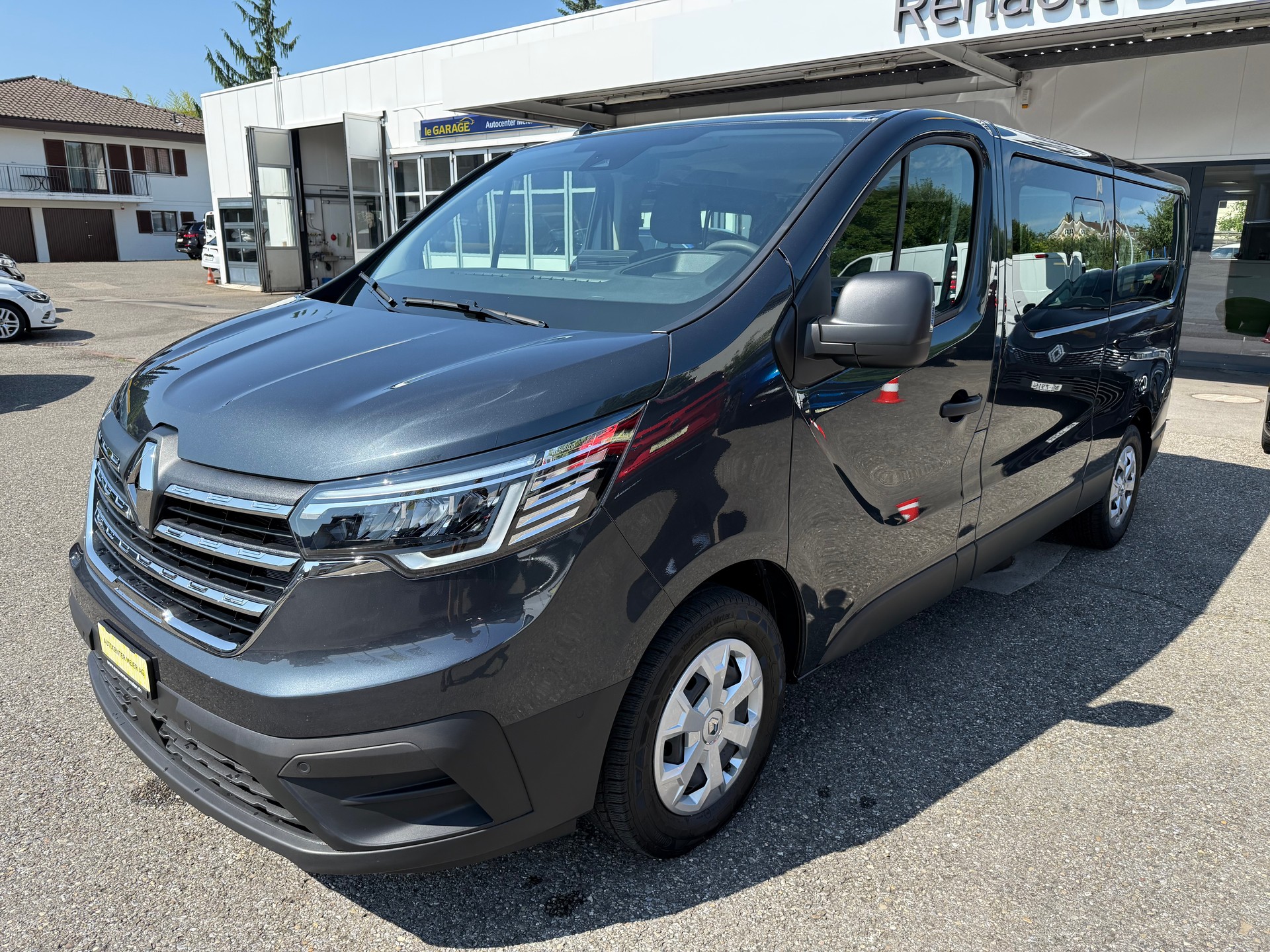 RENAULT Trafic Blue dCi 150 Grand Passenger Evolution EDC-image-1