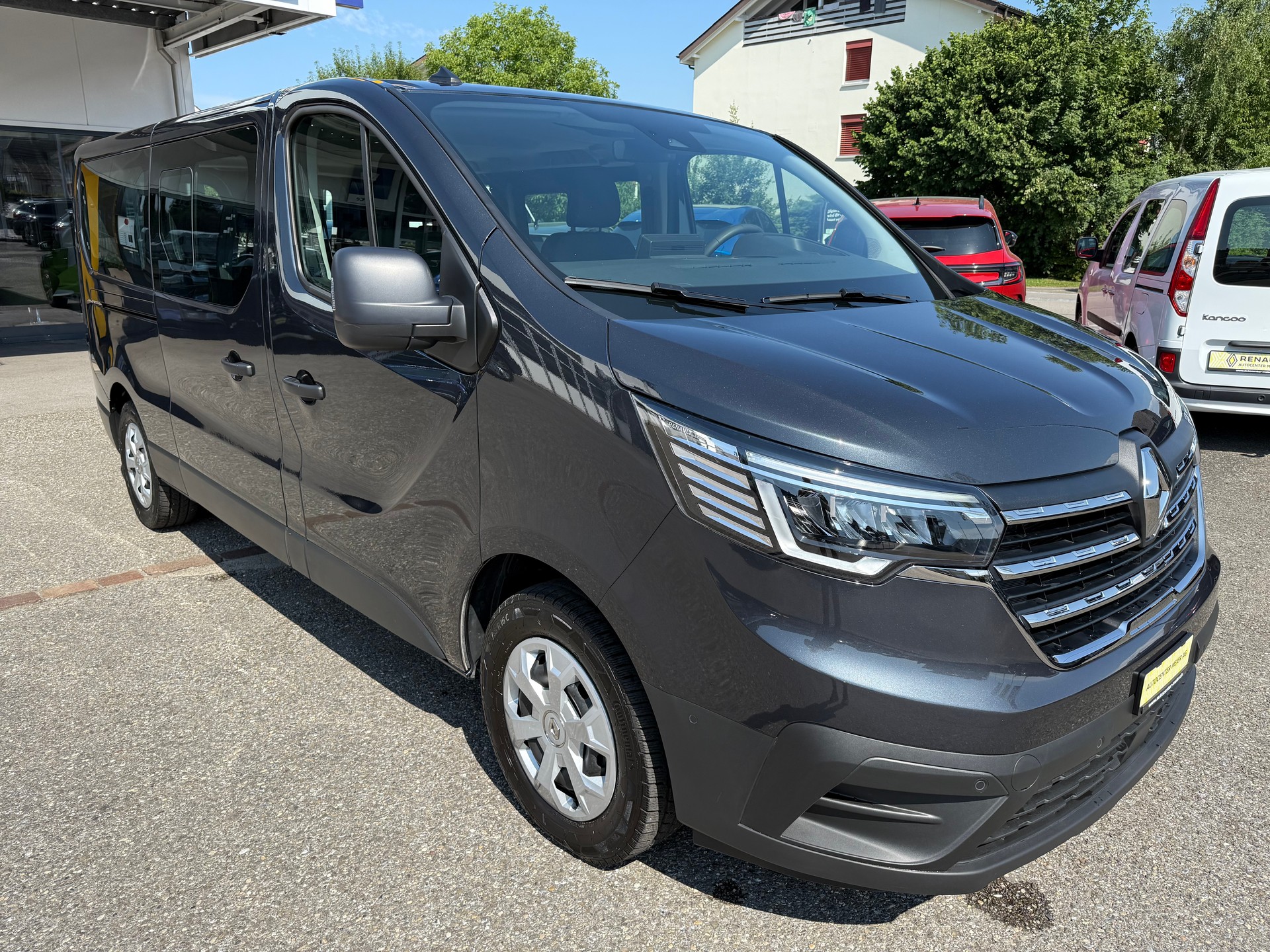 RENAULT Trafic Blue dCi 150 Grand Passenger Evolution EDC-image-7