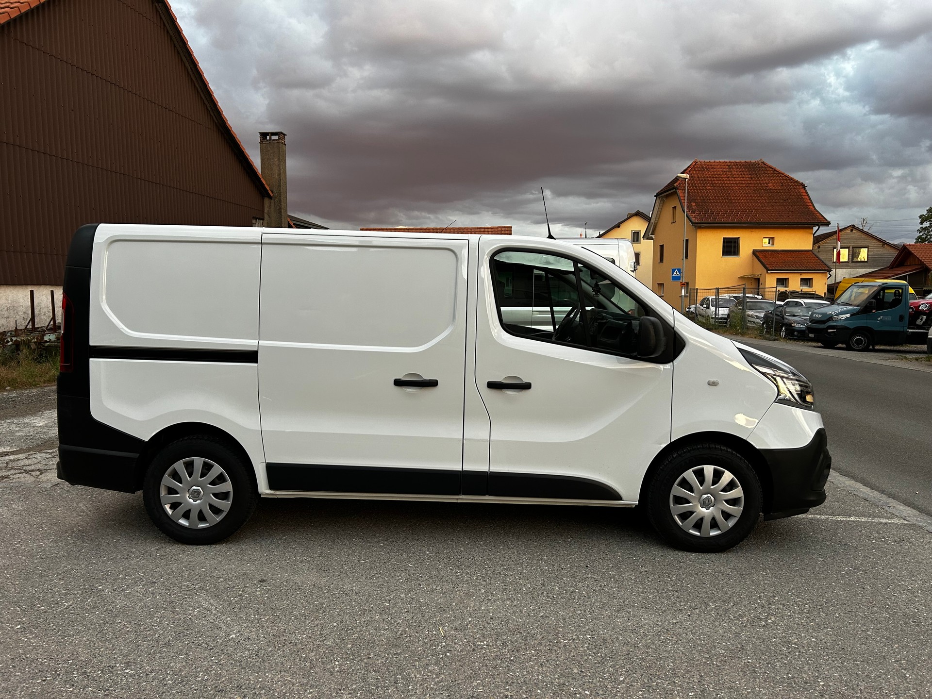 RENAULT Trafic 1.6 ENERGY dCi 95 3.0t Access L1H1-image-4