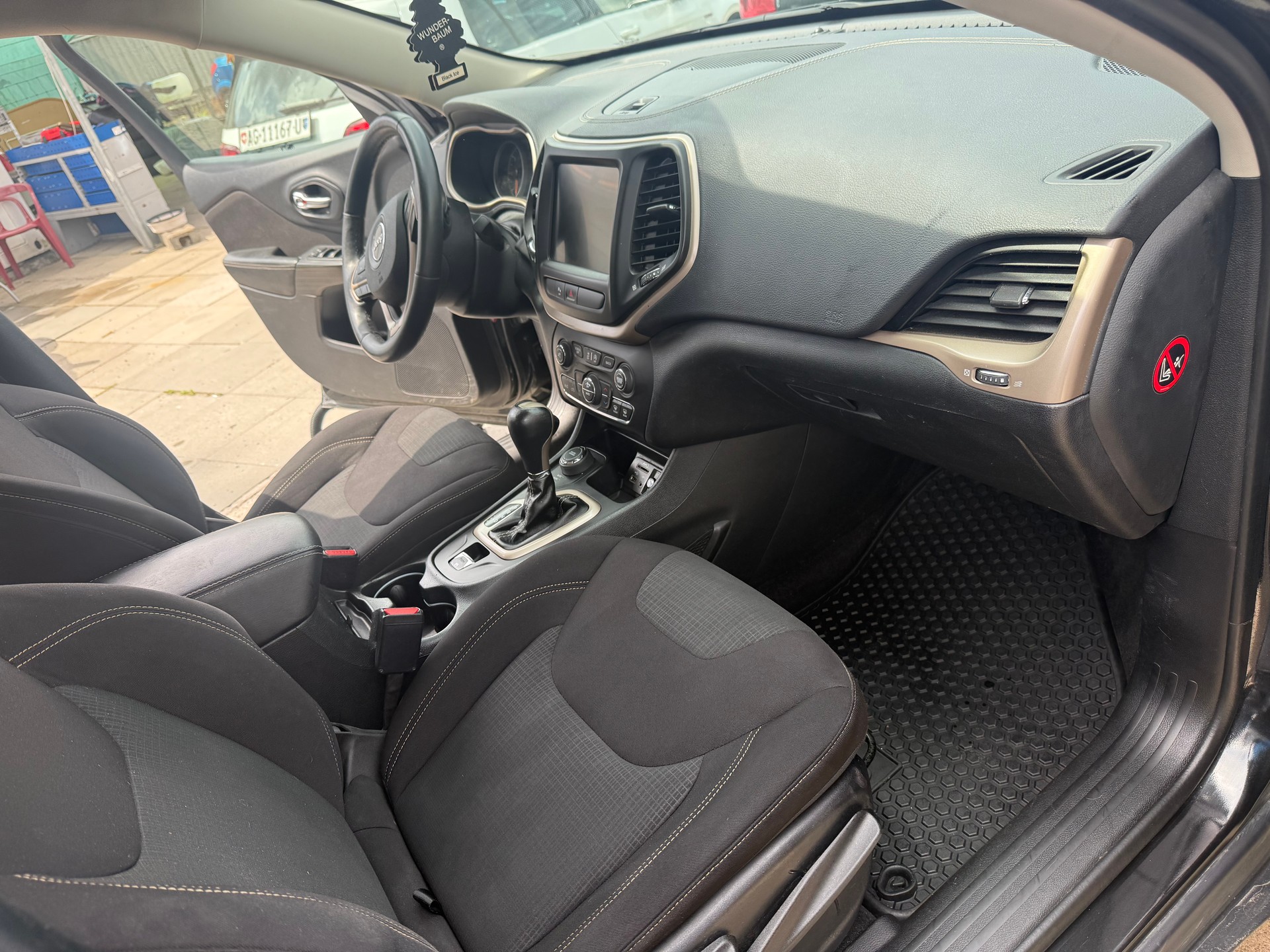 JEEP Cherokee 2.2TD Limited AWD 9ATX AD-image-8
