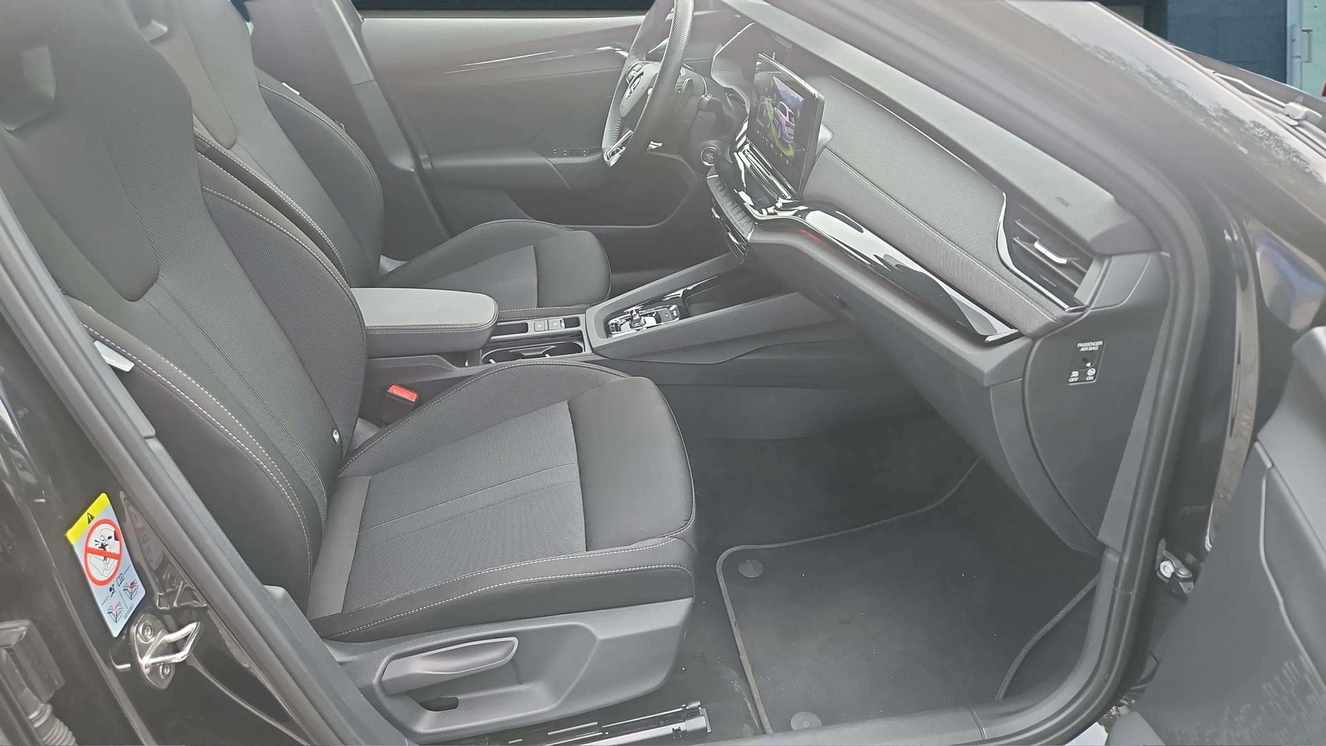 SKODA Octavia Combi 2.0 TSI SportLine DSG 4x4 190PS mit AHK-Vorbereitung & Head-Up Display-image-11