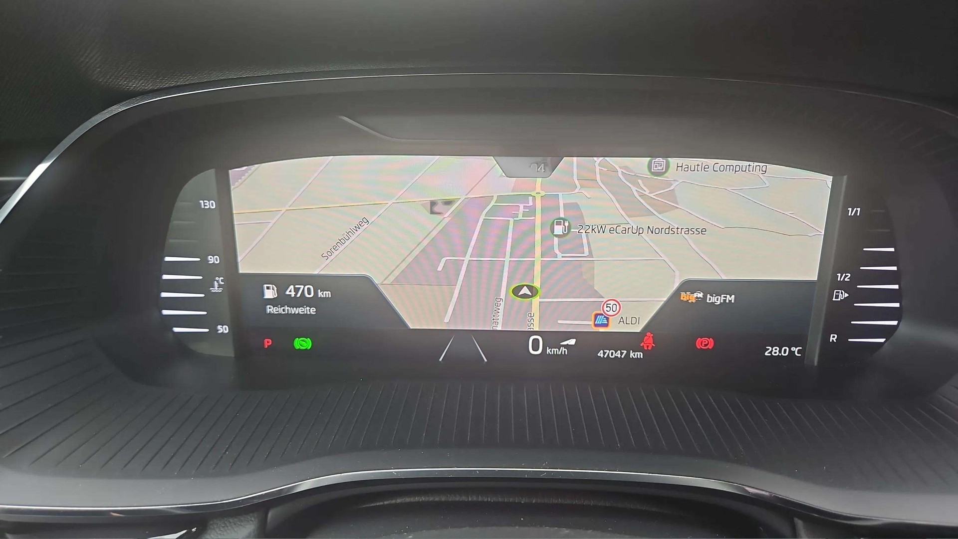 SKODA Octavia Combi 2.0 TSI SportLine DSG 4x4 190PS mit AHK-Vorbereitung & Head-Up Display-image-17