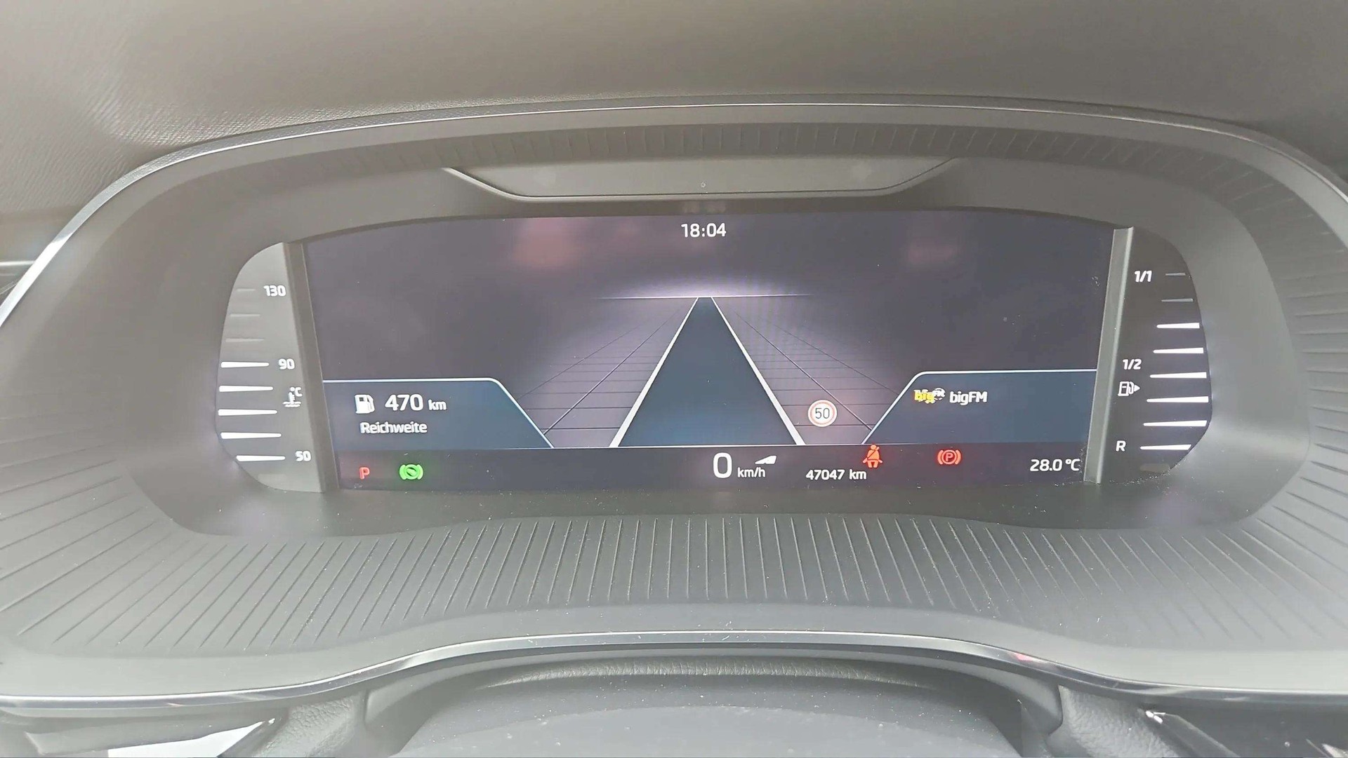 SKODA Octavia Combi 2.0 TSI SportLine DSG 4x4 190PS mit AHK-Vorbereitung & Head-Up Display-image-16