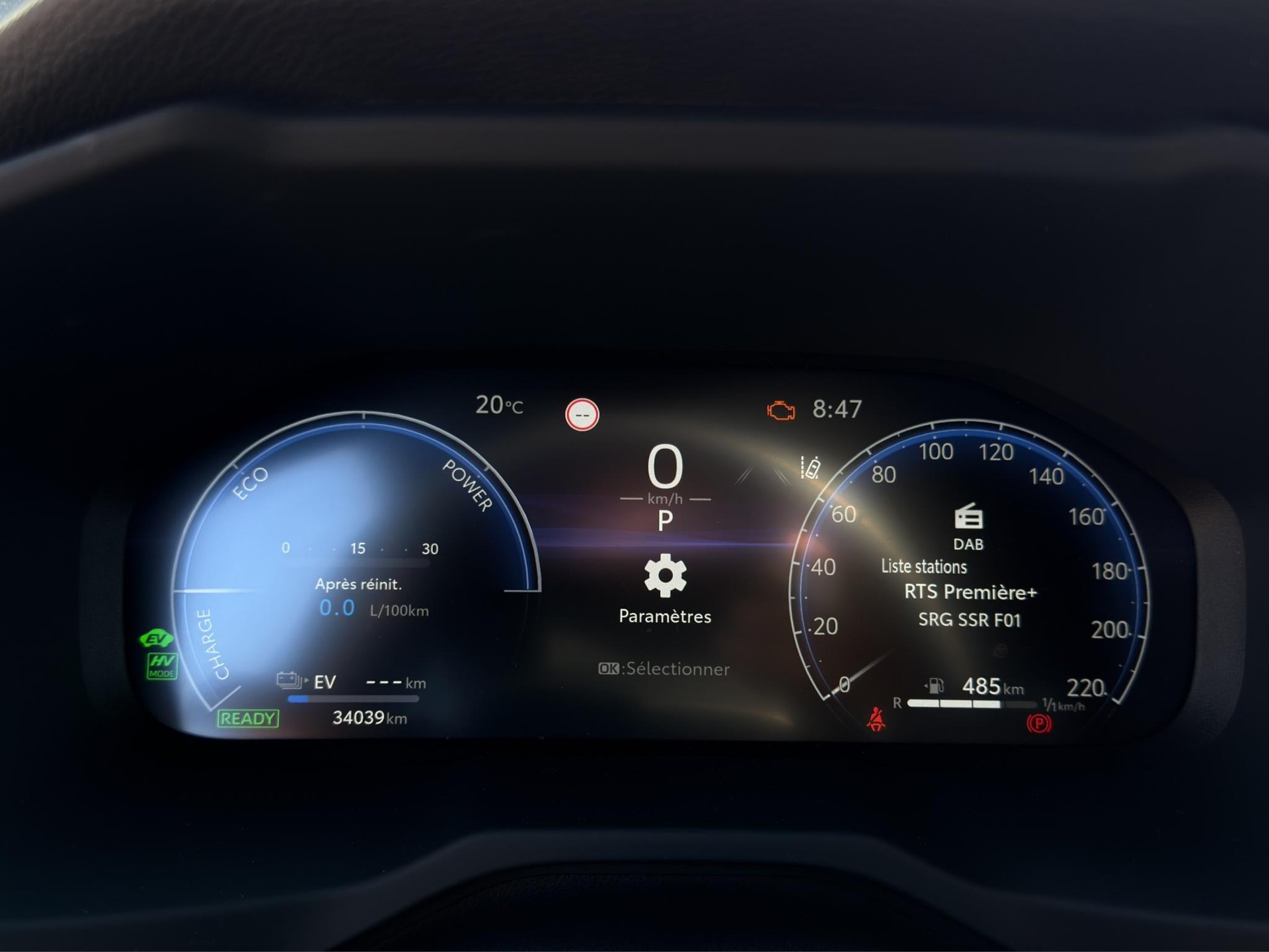 SUZUKI Across 2.5 PHEV Compact Top 4x4-image-3