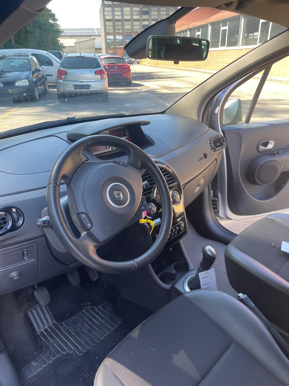 RENAULT Modus 1.2 16V T Expression-image-12
