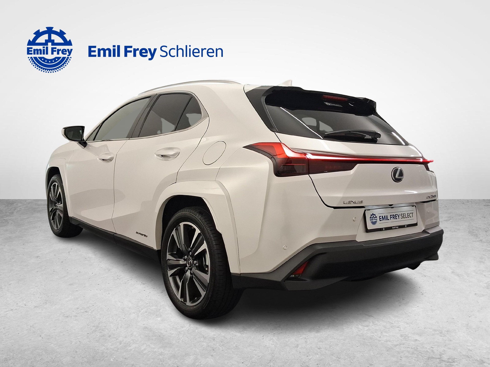 LEXUS UX 250h Excellence-image-2