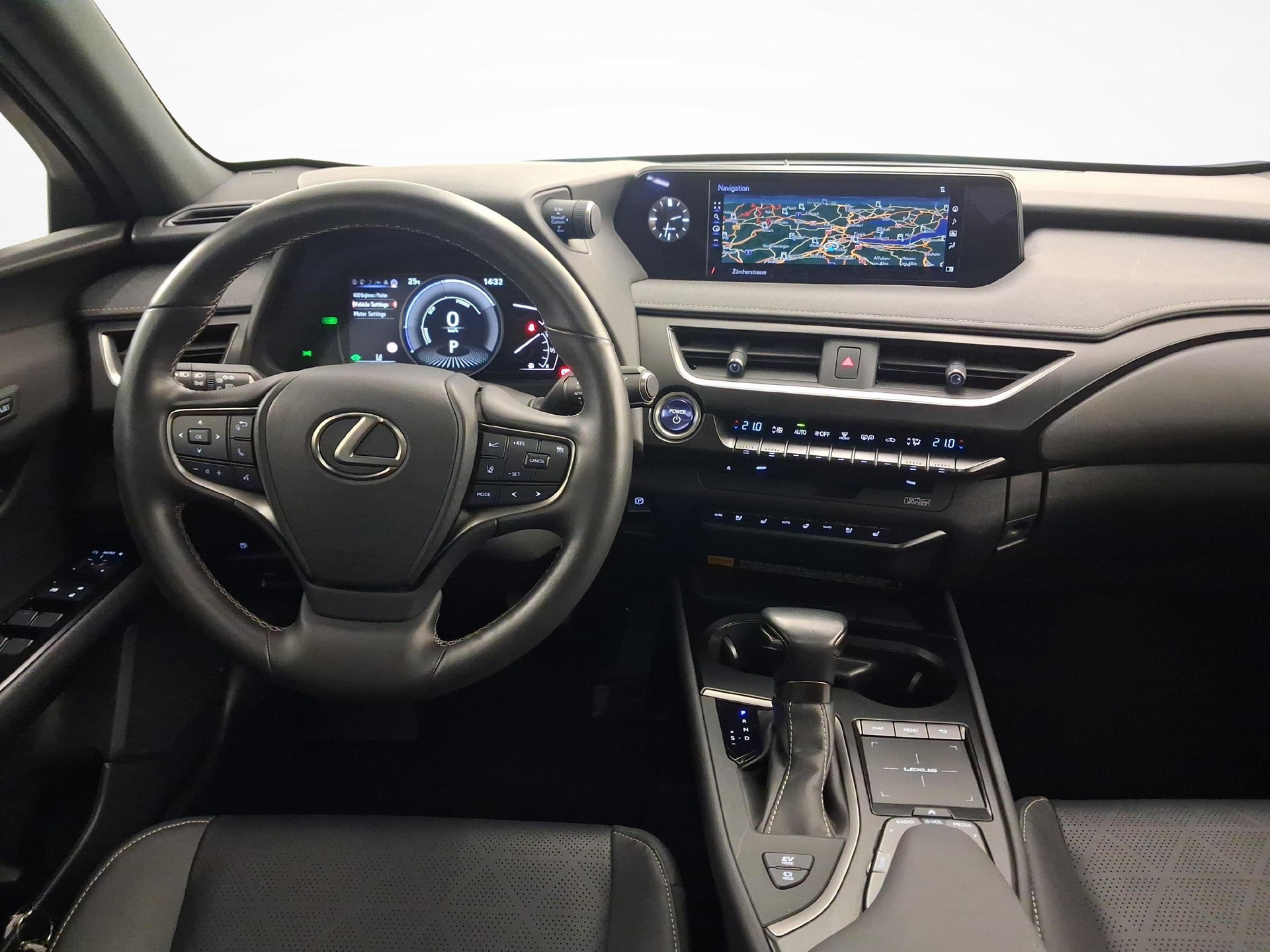 LEXUS UX 250h Excellence-image-8