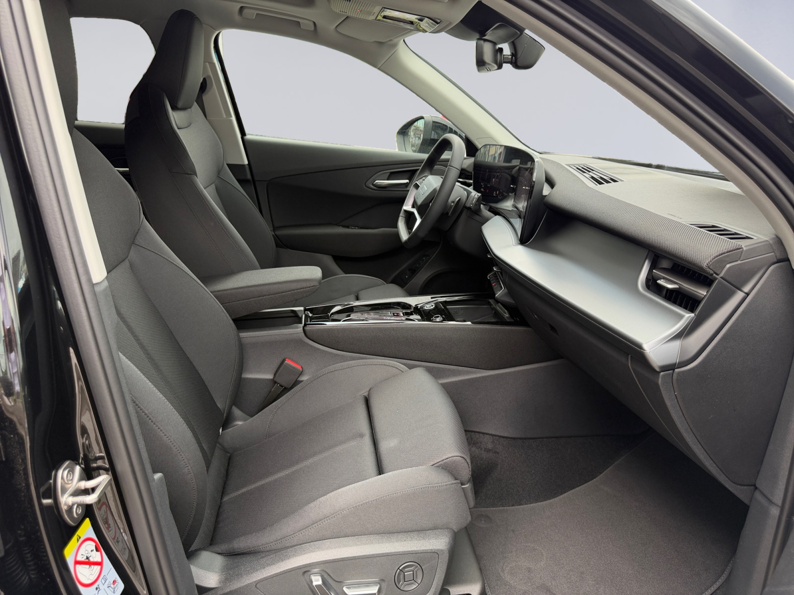 AUDI Q3 SUV 110 kW TFSI S tronic-image-14