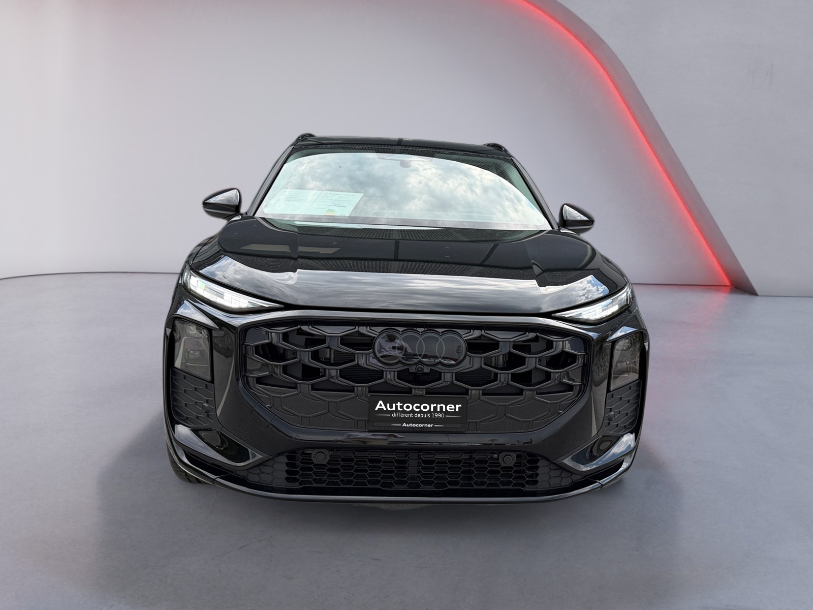 AUDI Q3 SUV 110 kW TFSI S tronic-image-7