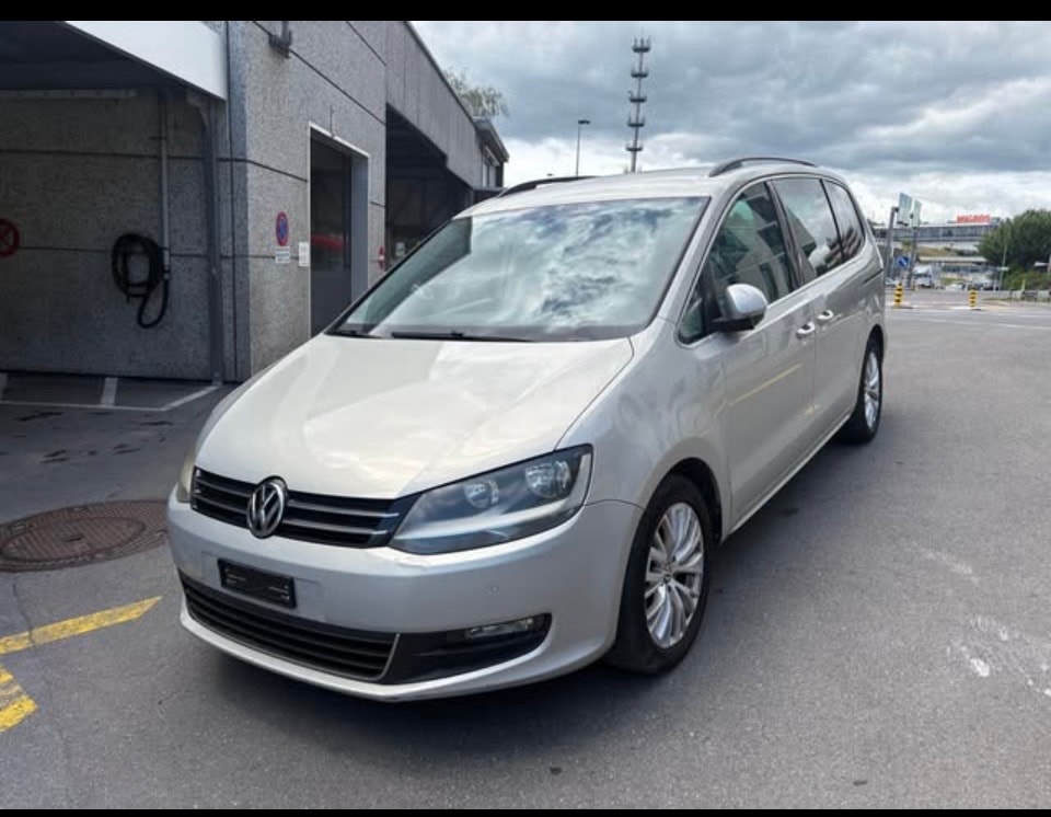 VW Sharan 2.0 TDI BlueMotion Technology Trendline DSG-image-0