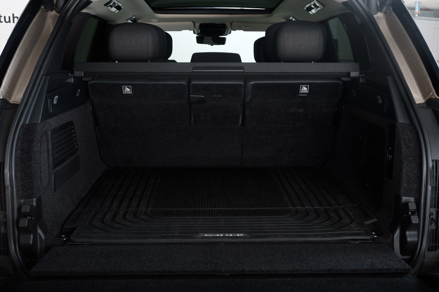LAND ROVER Range Rover 3.0 TD6 350 HSE-image-12