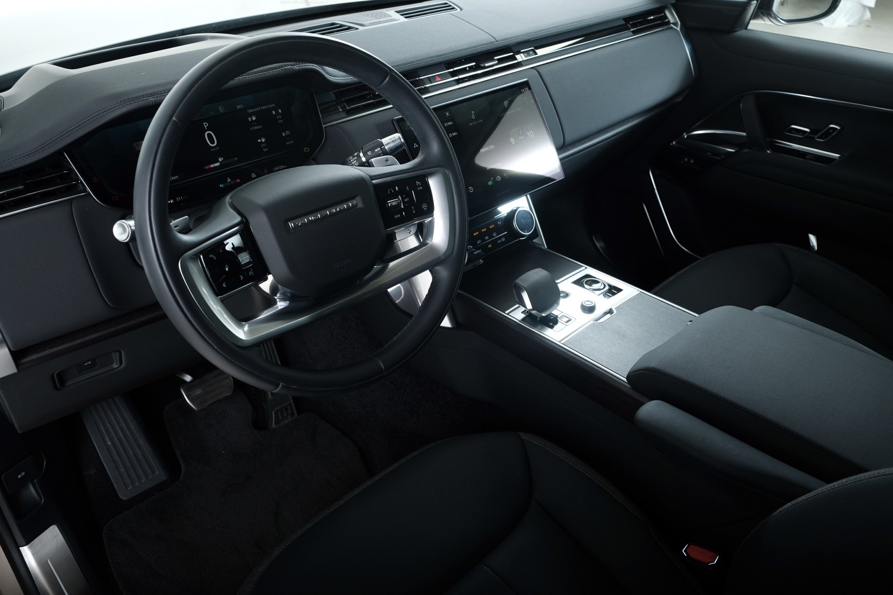 LAND ROVER Range Rover 3.0 TD6 350 HSE-image-8
