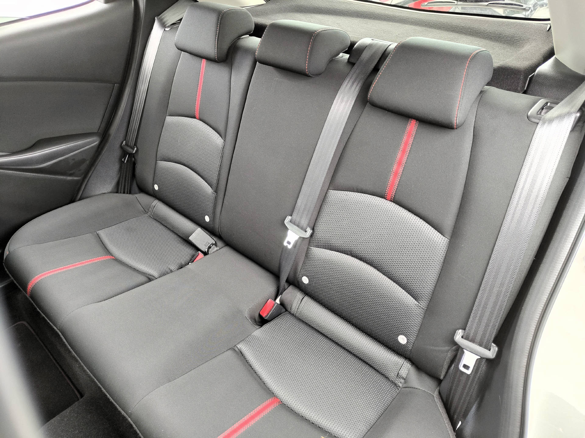 MAZDA 2 1.5 115 Revolution-image-6