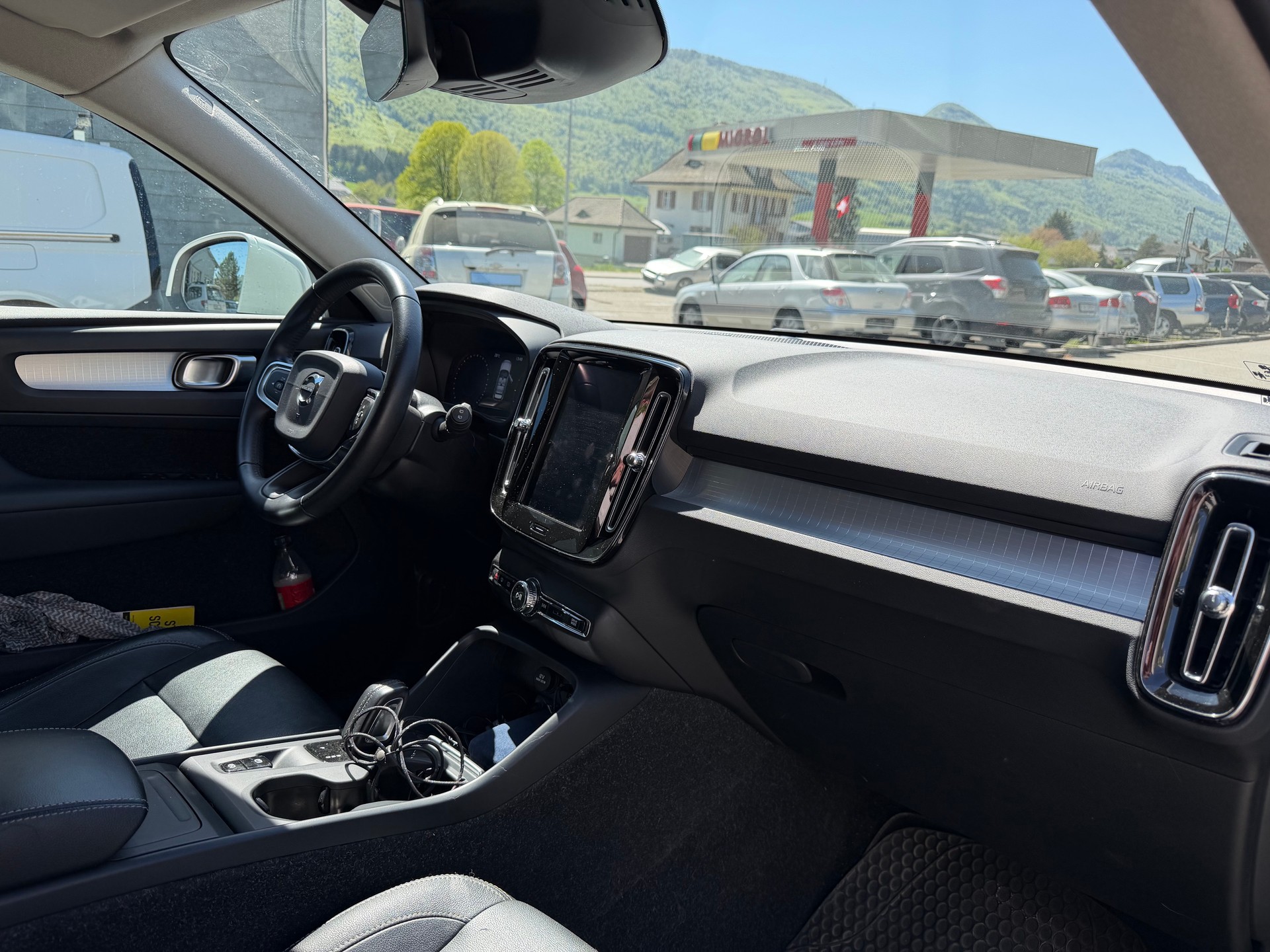 VOLVO XC40 D4 AWD Momentum Geartronic-image-8