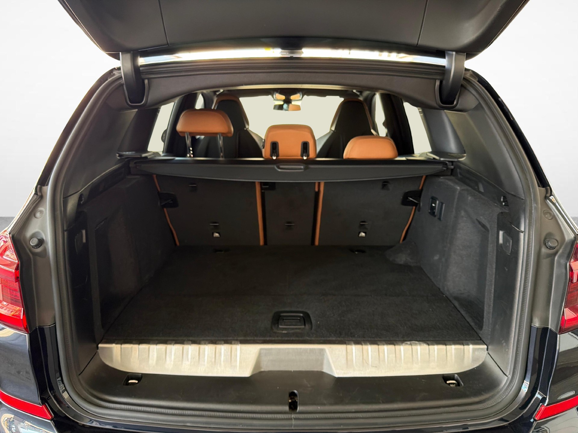 BMW X3 30e xDrive-image-21