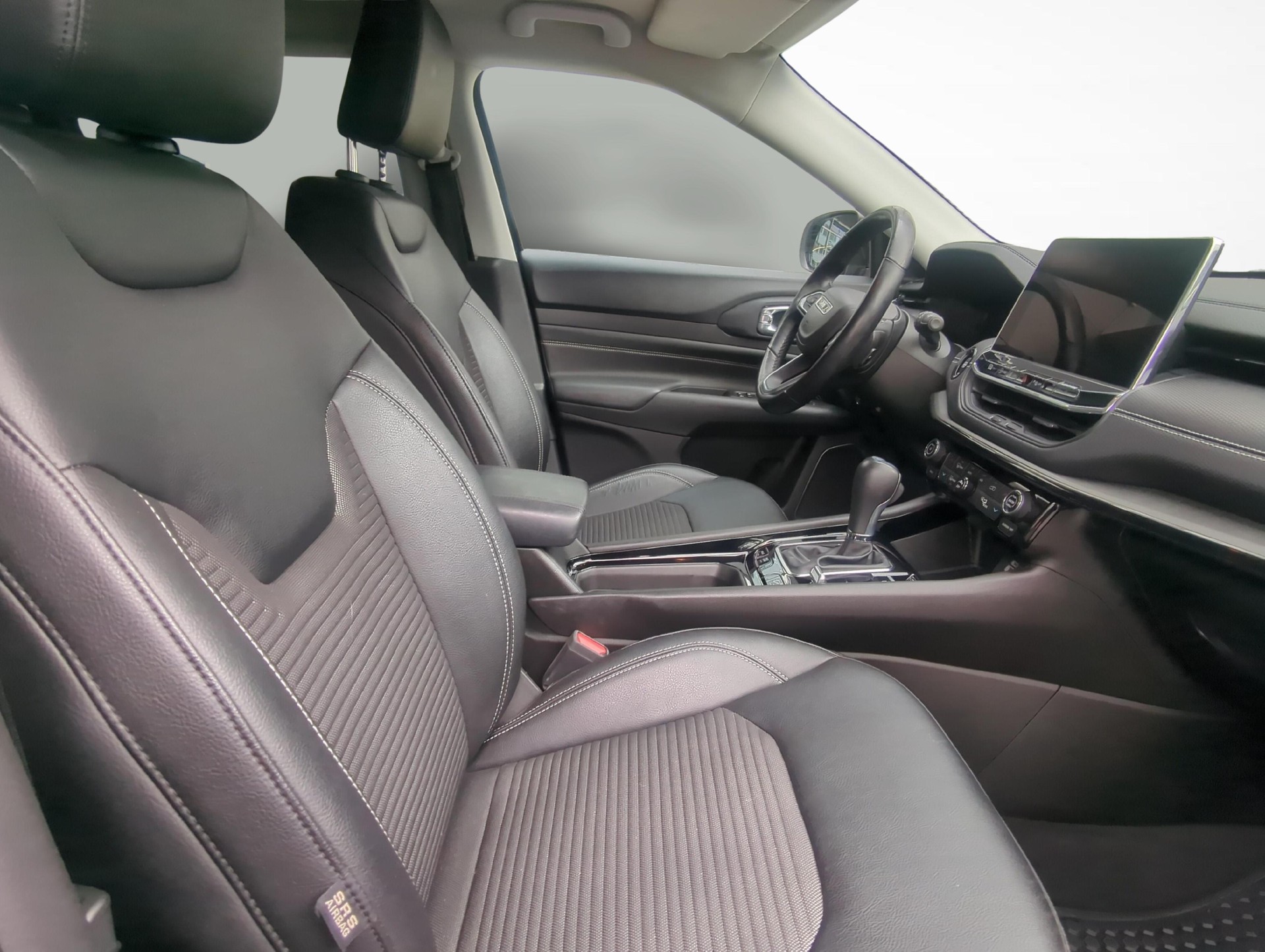 JEEP Compass 1.3 Night Eagle 4xe-image-10