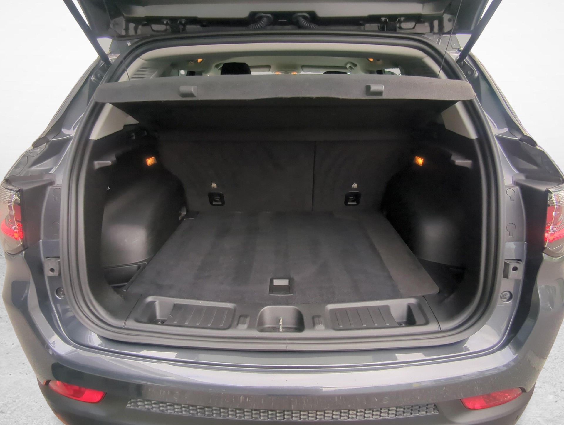 JEEP Compass 1.3 Night Eagle 4xe-image-12
