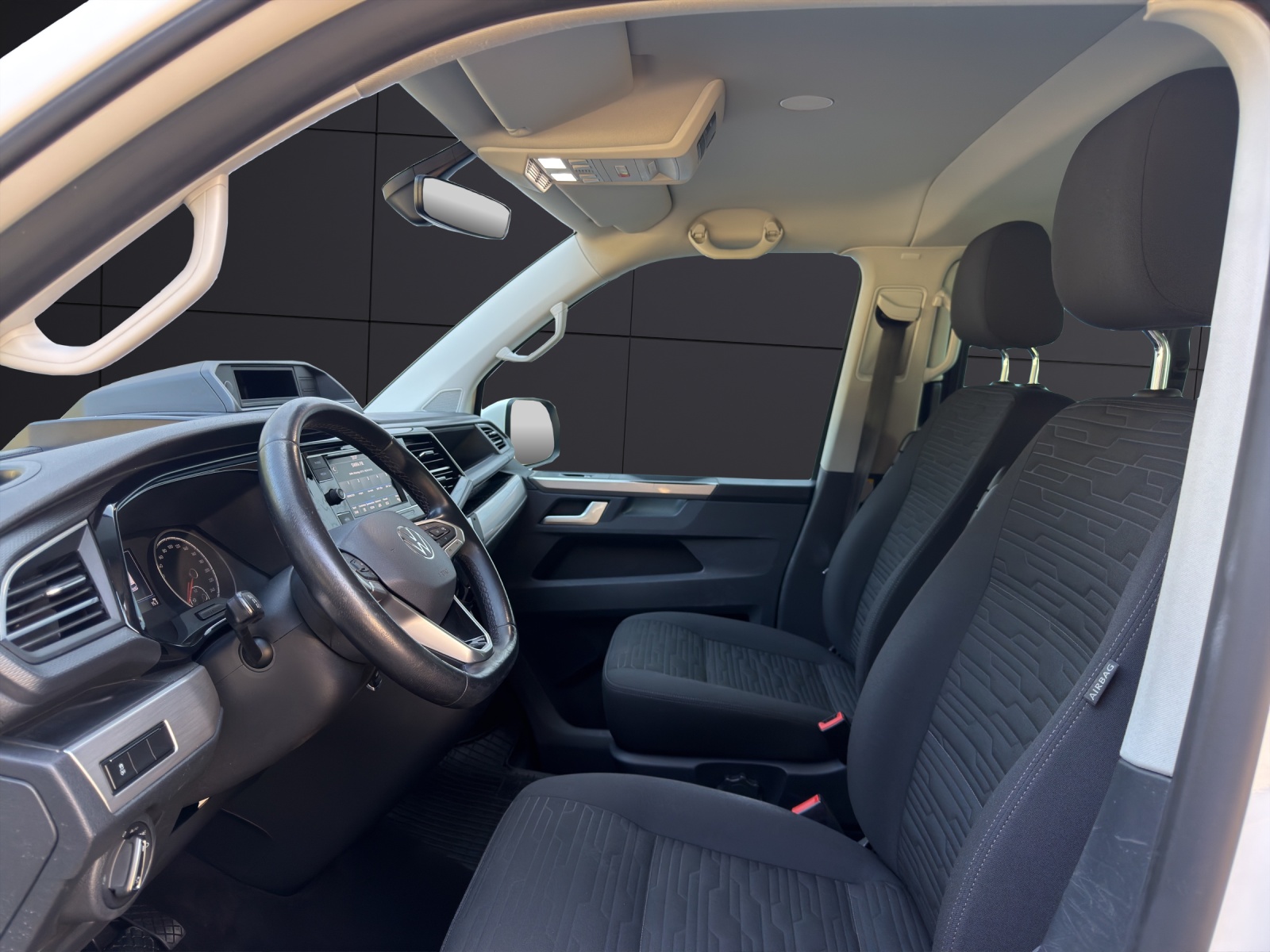 VW T6.1 Multivan 2.0 Bi-TDI Comfortline 4Motion DSG-image-12