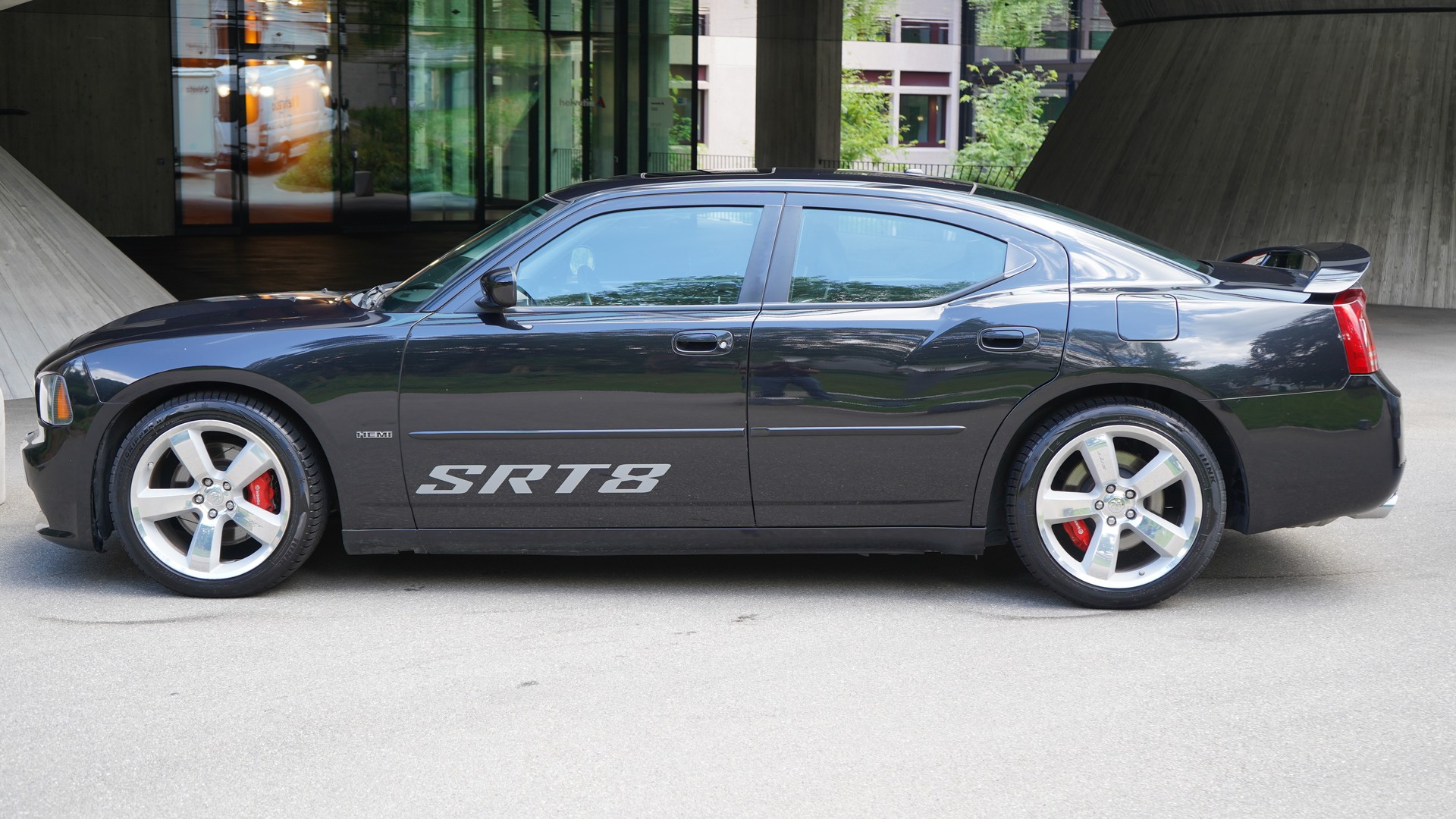 DODGE SRT8 HEMI-image-5
