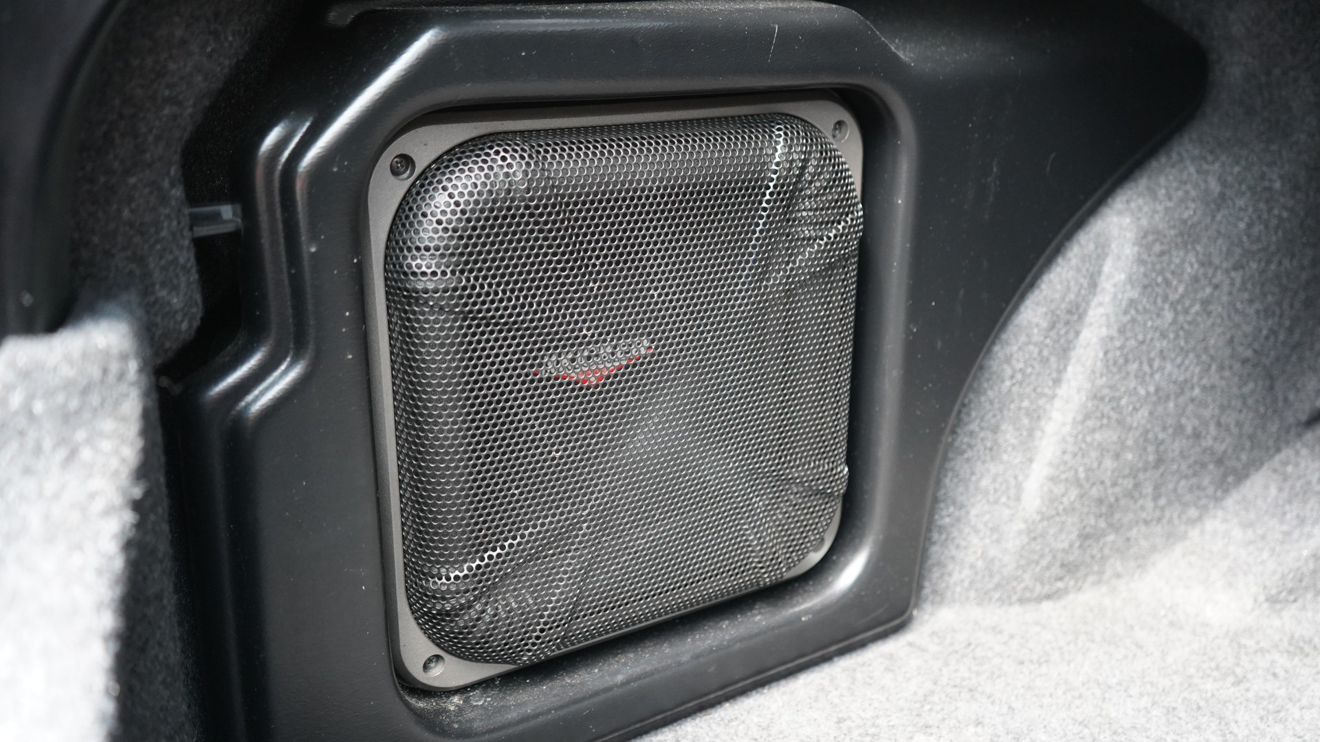 DODGE SRT8 HEMI-image-18