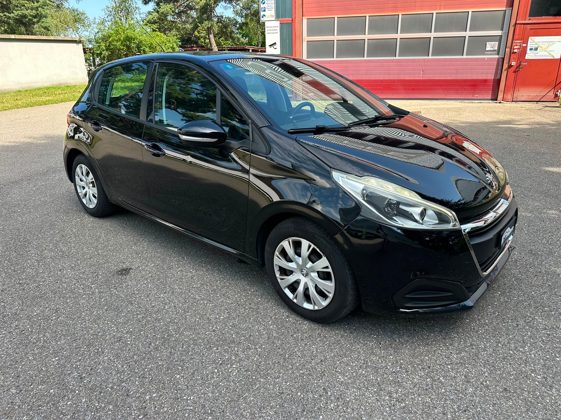 PEUGEOT 208 1.2 e-VTI Active EGS5-image-2
