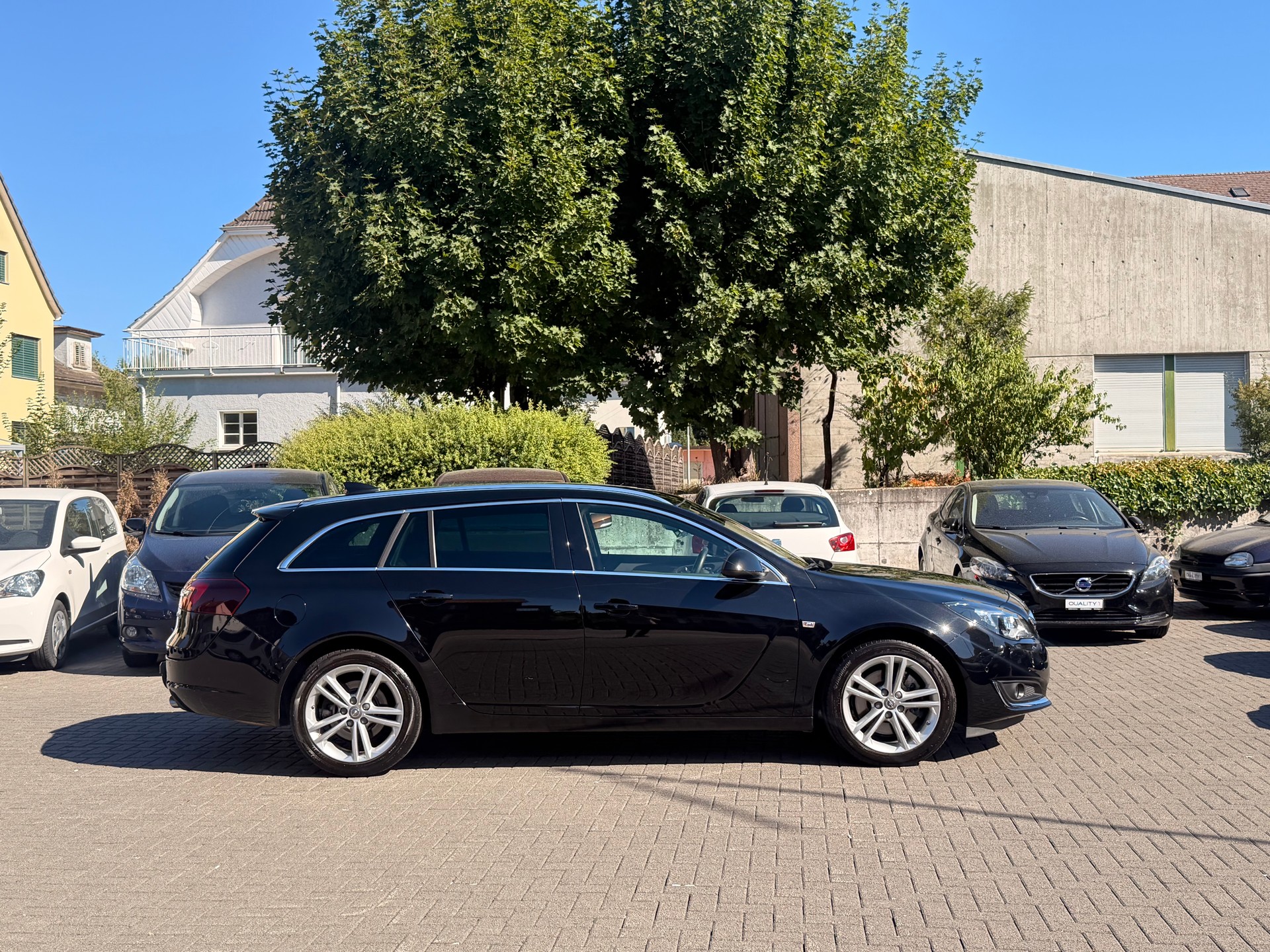 OPEL Insignia ST 2.0 Turbo Edition 4WD Aut.-image-2