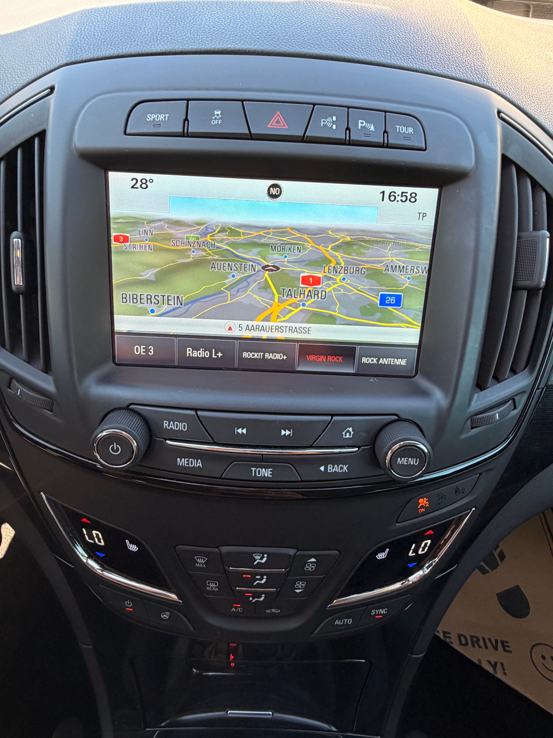 OPEL Insignia ST 2.0 Turbo Edition 4WD Aut.-image-11