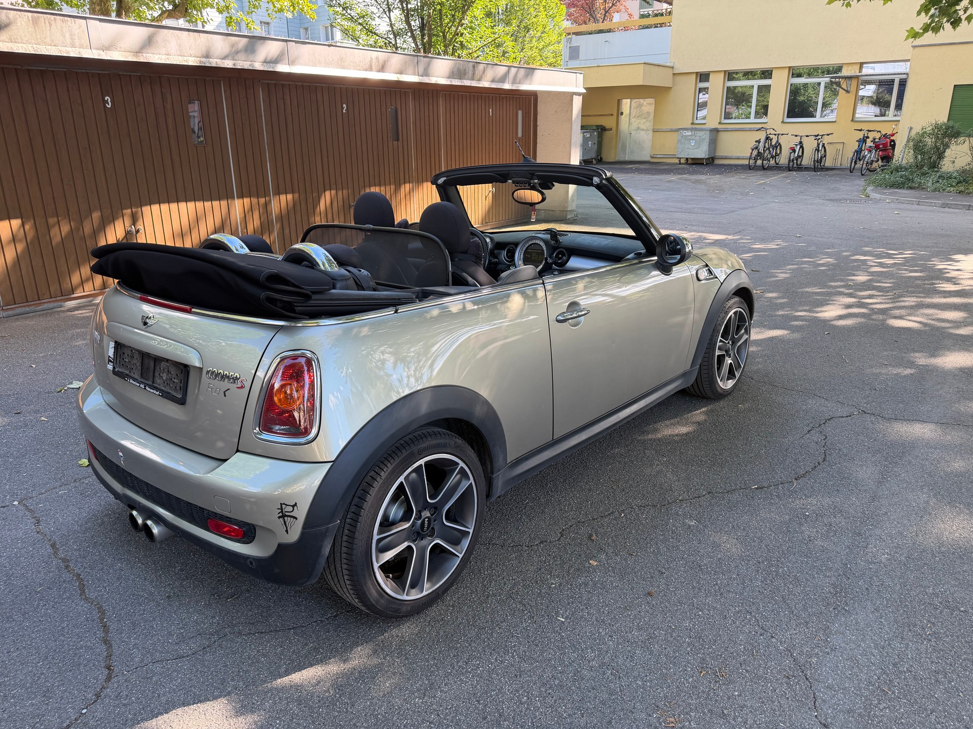 MINI Cooper S Cabriolet-image-7