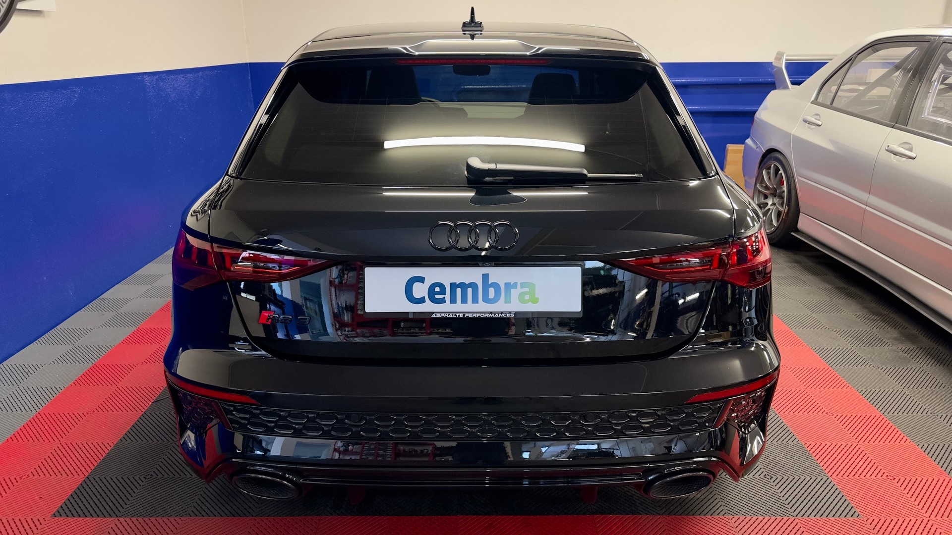 AUDI RS3 Sportback 2.5 TSI quattro S-tronic-image-5