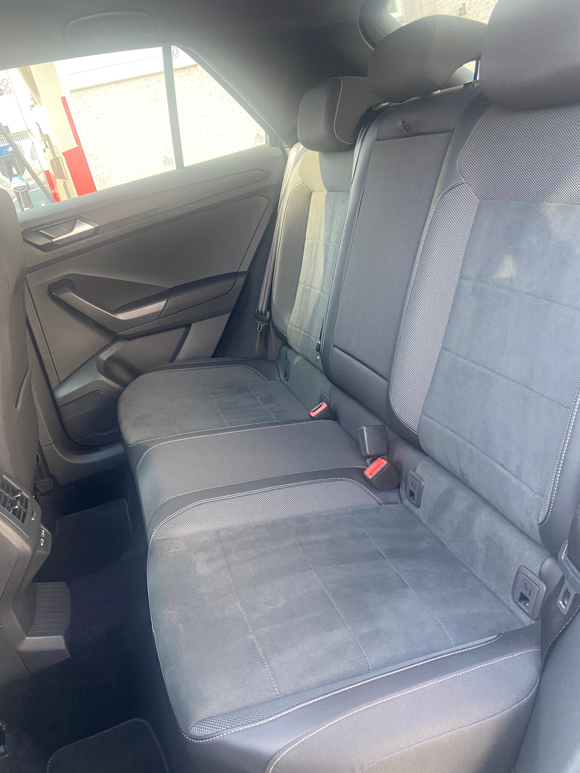 VW T-Roc 1.5 TSI EVO R-Line DSG-image-9