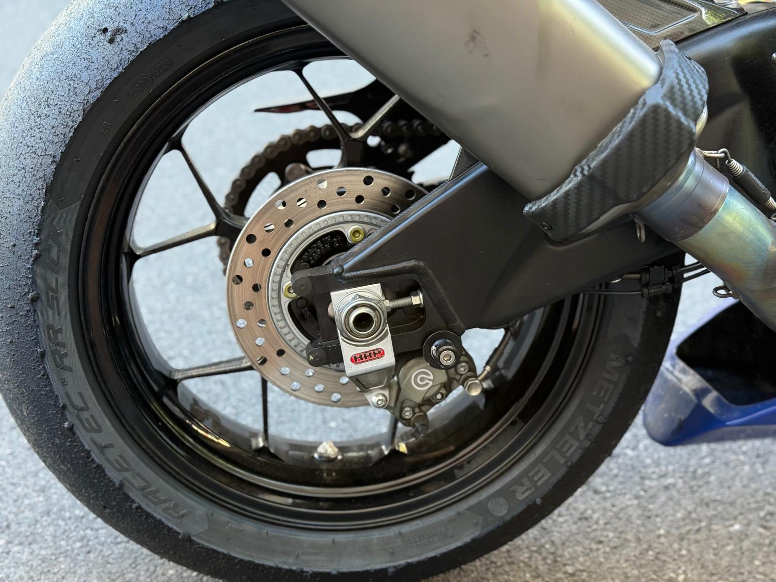 HONDA CBR 1000 RR-R SP-image-8