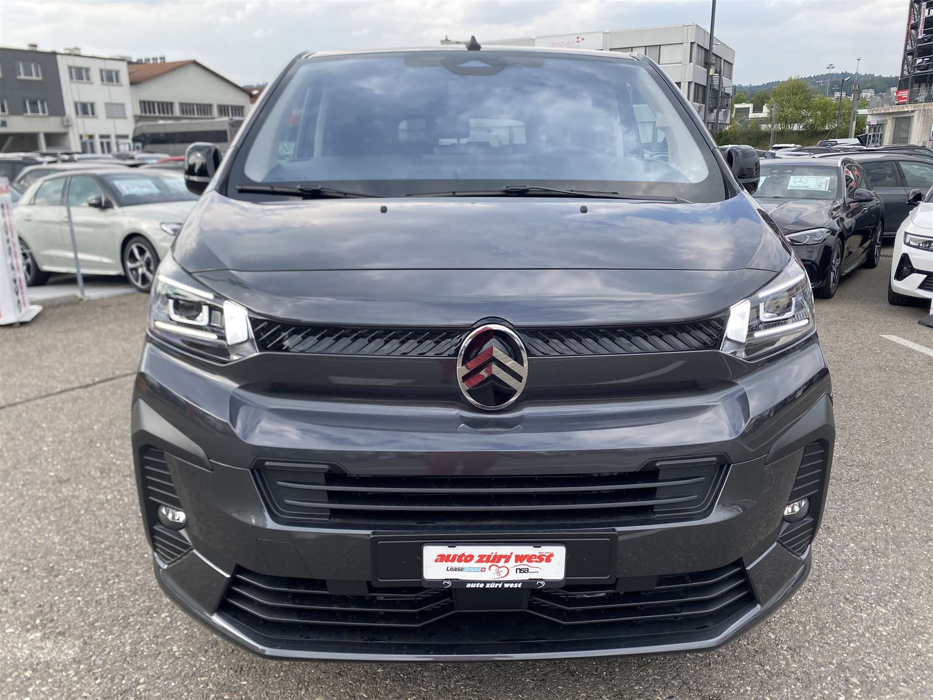 CITROEN Spacetourer 2.2 BlueHDi You XL EAT8-Automat 9-Plätzer-image-14