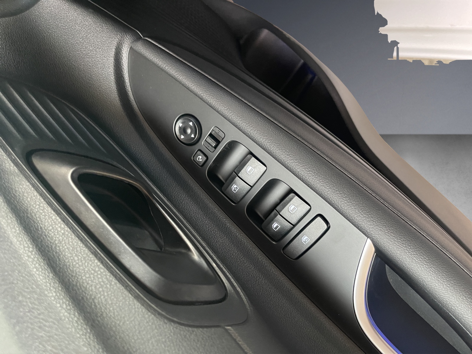 HYUNDAI i20 1.0 T-GDi Amplia GO! DCT-image-8