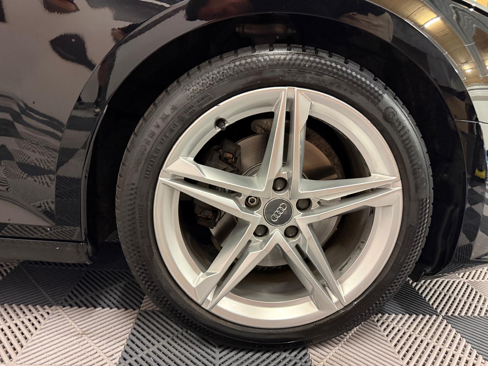 AUDI A4 Avant 2.0 TDI S-tronic-image-28