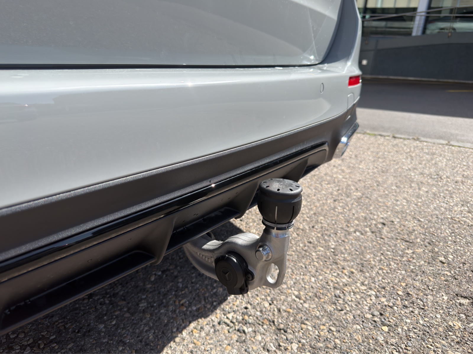 MERCEDES-BENZ E 220 d T 4Matic 9G-Tronic-image-5