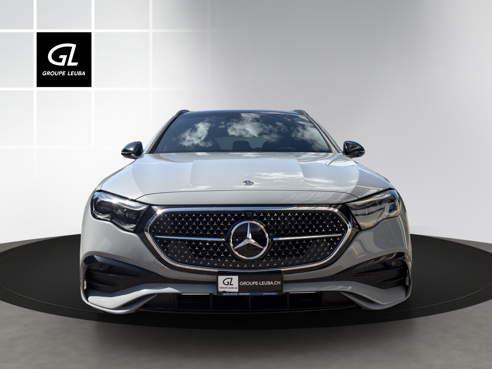 MERCEDES-BENZ E 220 d T 4Matic 9G-Tronic-image-3
