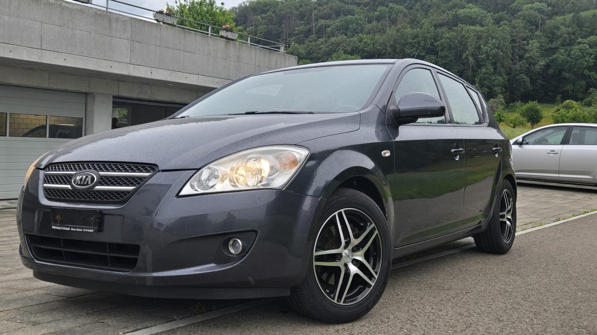 KIA Cee'd 1.6 CRDi Trend-image-0